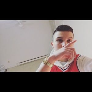 Meet your Posher, Jesse