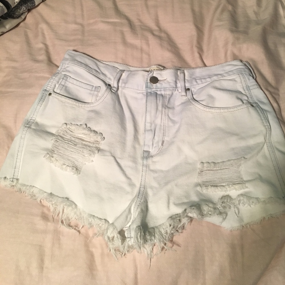 ✨HIGH WAISTED SHORTS✨