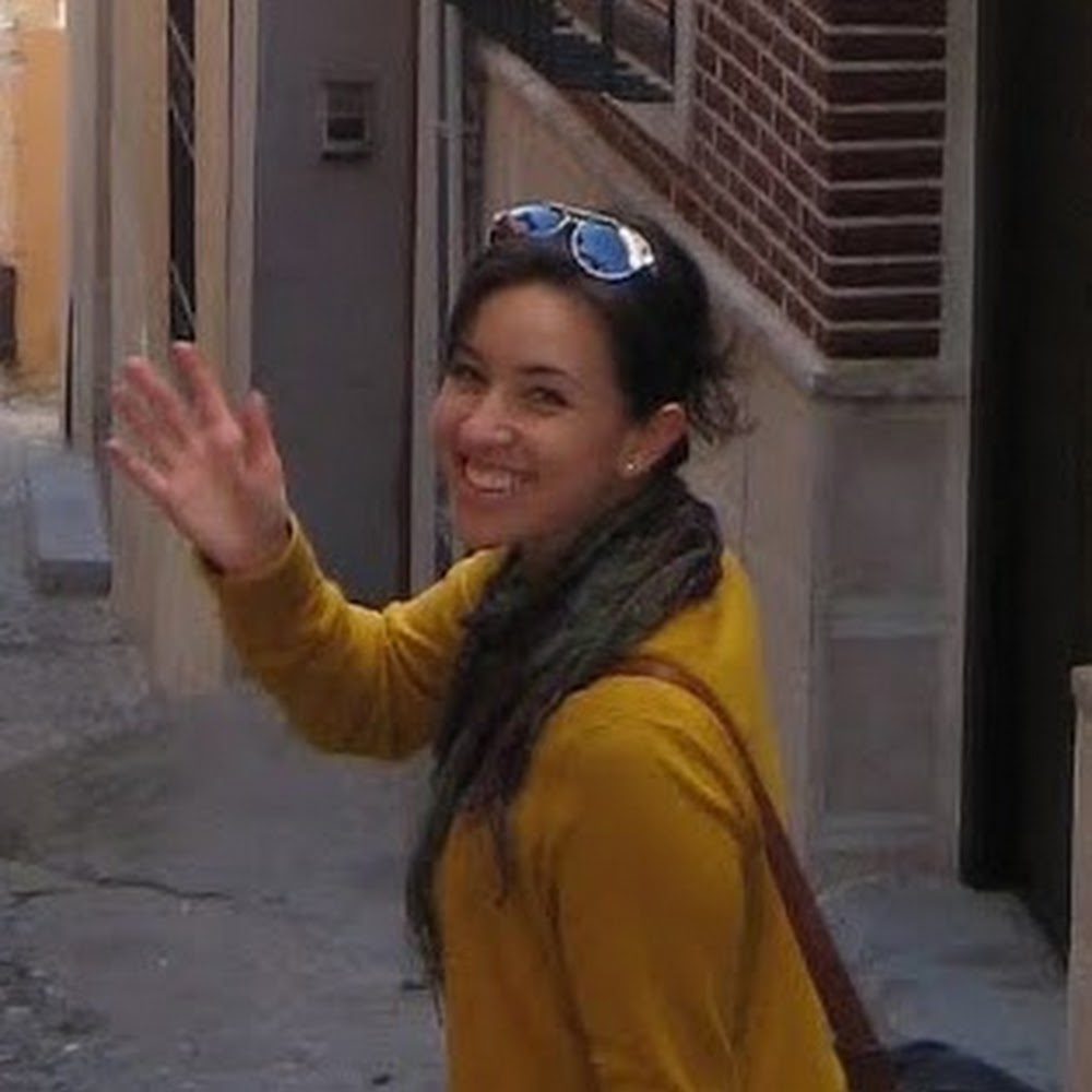 Meet your Posher, Monica