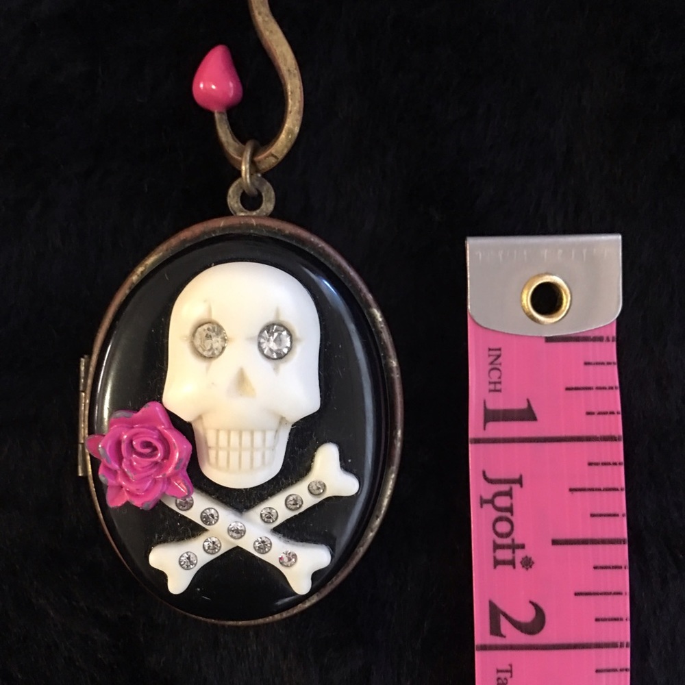 Betsy Johnson Skull and Rose Lockett