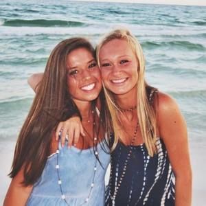 Meet your Posher, Devin