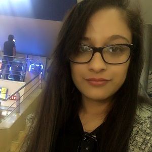 Meet your Posher, Elena