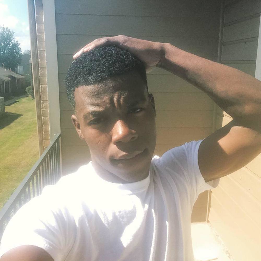 Meet your Posher, Therealwne