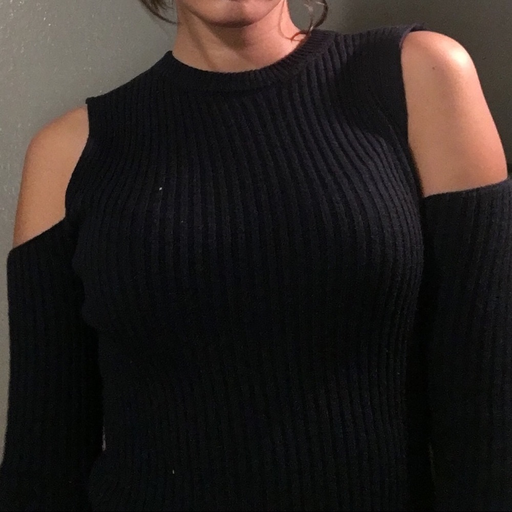 Knit sweater