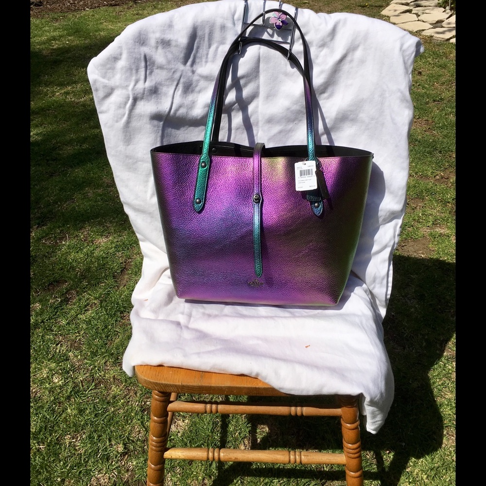 SOLD!! Coach Hologram Tote BNIB!! 36512 SOLD OUT!!