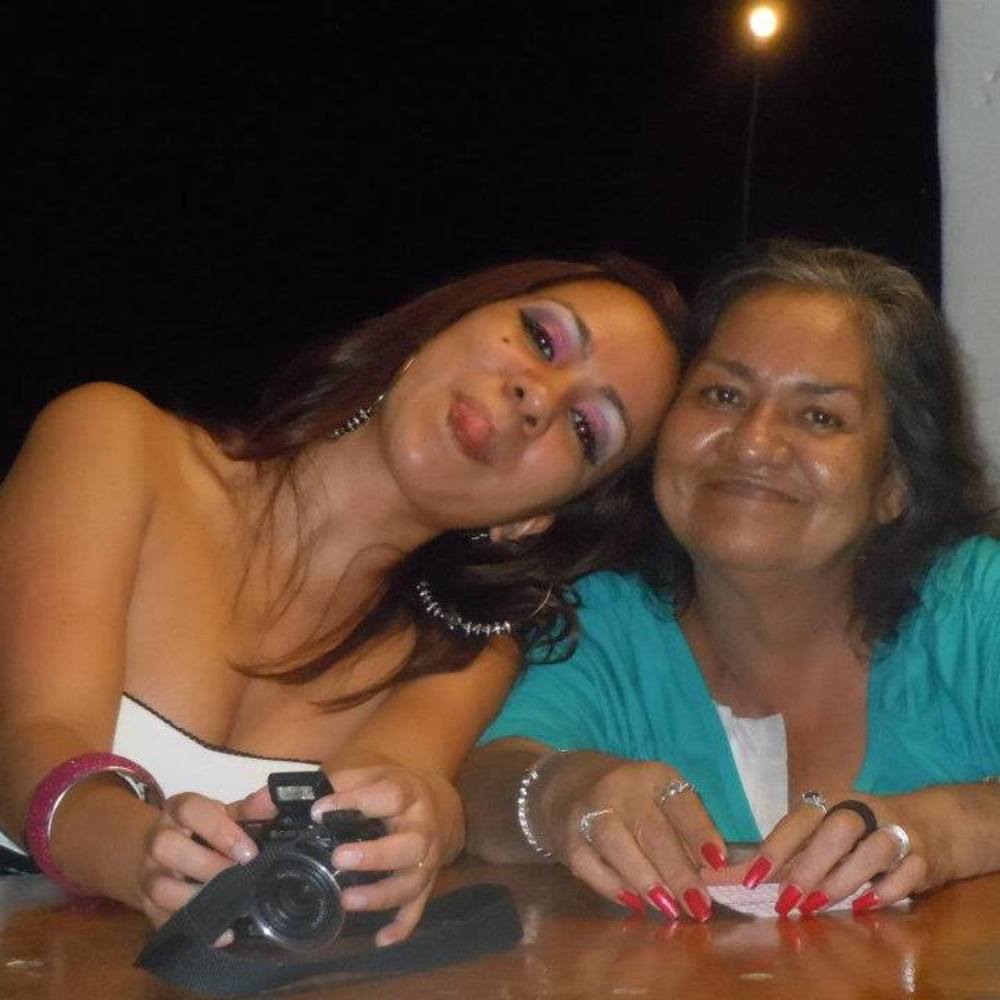 Meet your Posher, Moyie