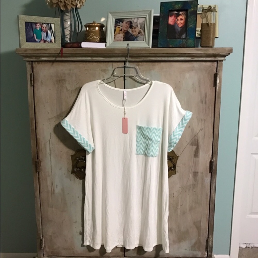 NWT Pink Blush maternity top size small