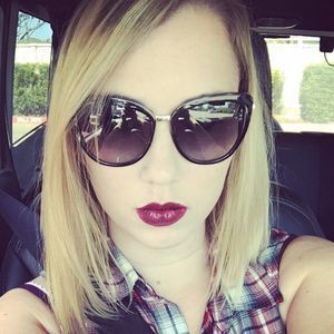 Meet your Posher, Hailey