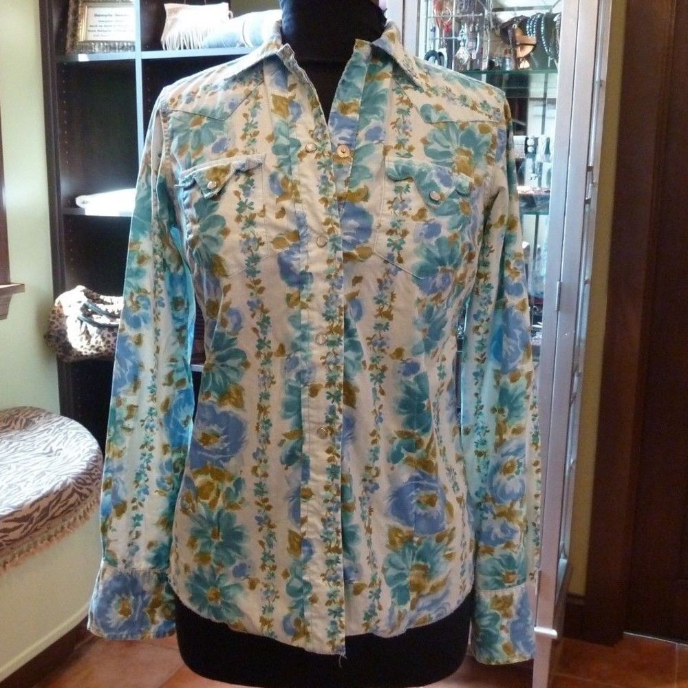 Vintage floral top