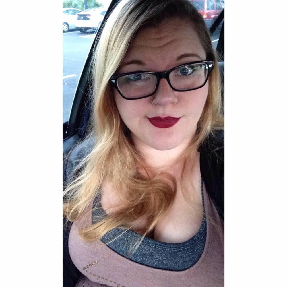 Meet your Posher, Madalin