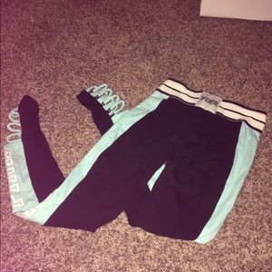 Victoria's Secret PINK compression leggings
