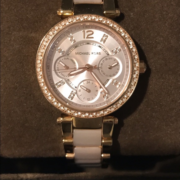 Michael Kors watch- Rose Gold main image 4