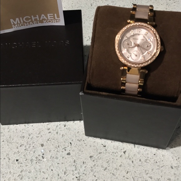 Michael Kors watch- Rose Gold main image 3