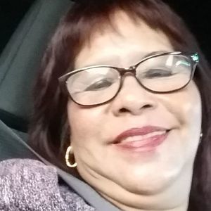 Meet your Posher, Leonora