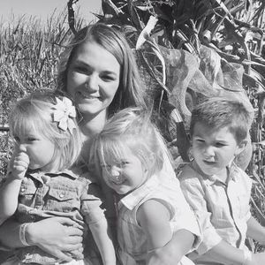 Meet your Posher, Bobbie