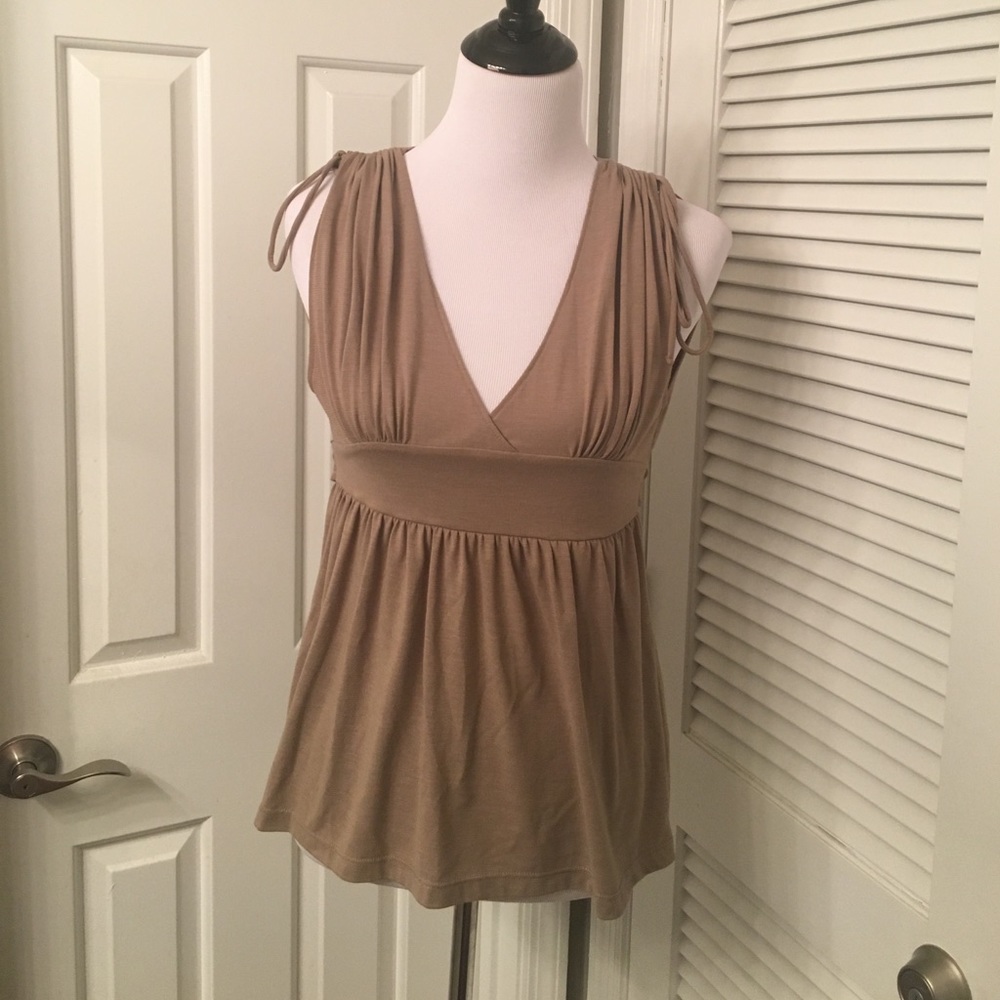 ‼️5/$25‼️French Connection Tie Top