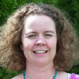 Meet your Posher, Eve