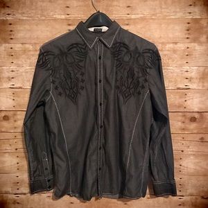 NWOT!! Roar Button Down Shirt