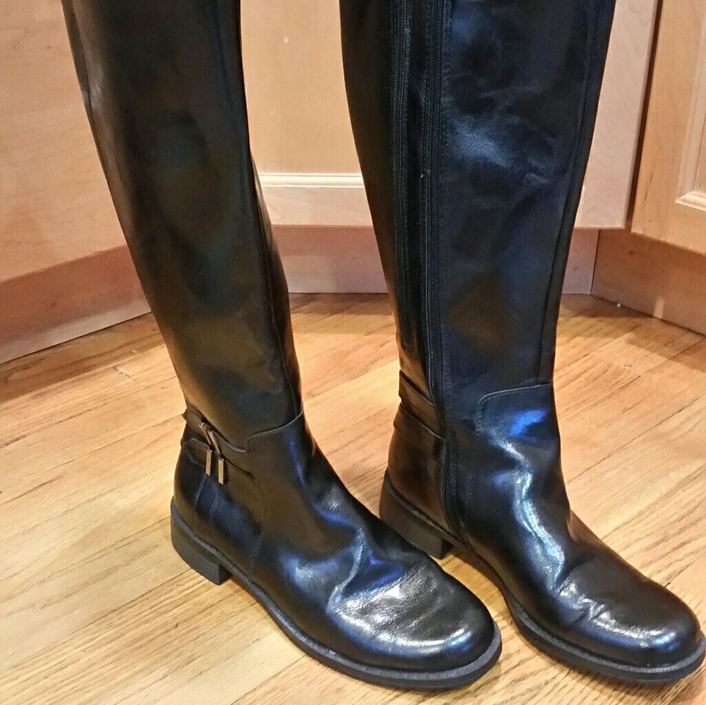 Black boots