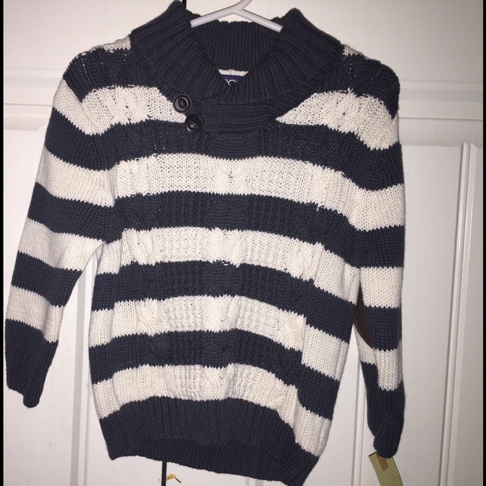 Brand New baby sweater
