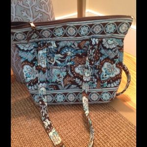 Gently used Vera Bradley tote
