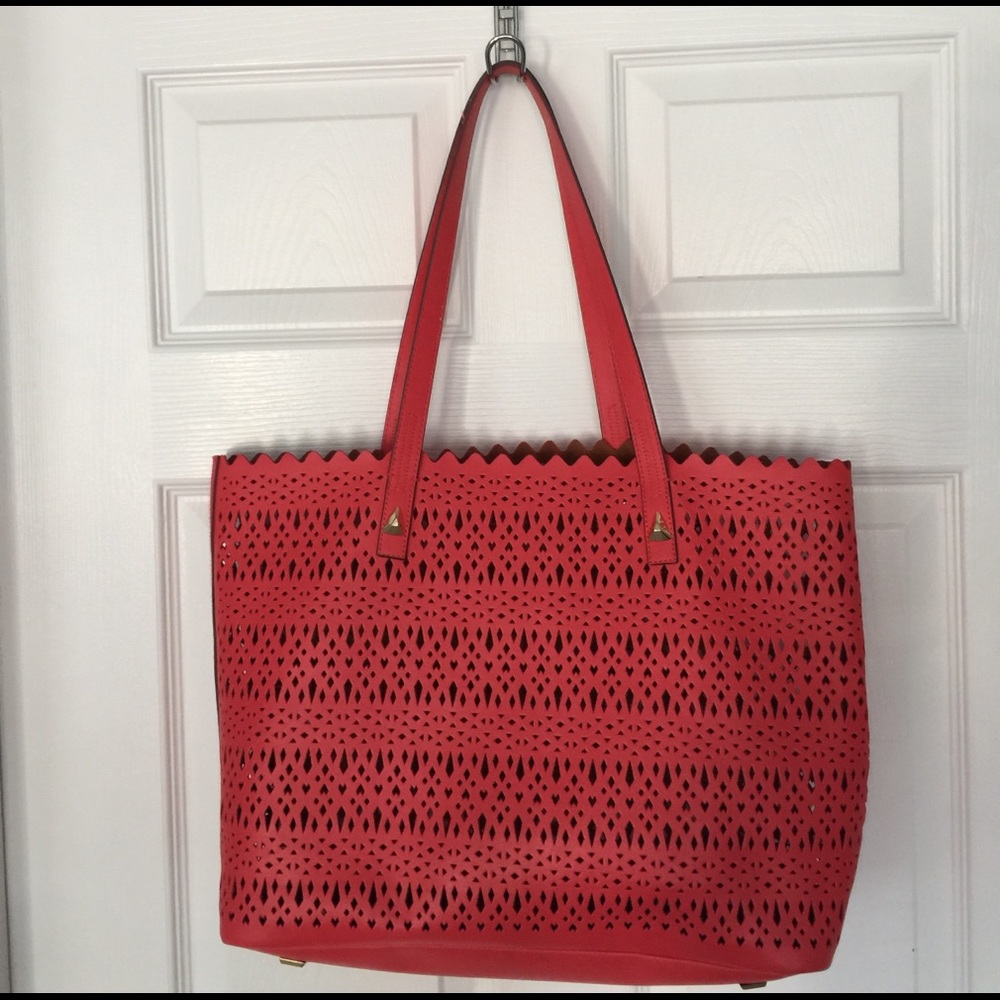 Stella and Dot Avalon Tote