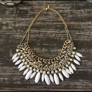 Express necklace