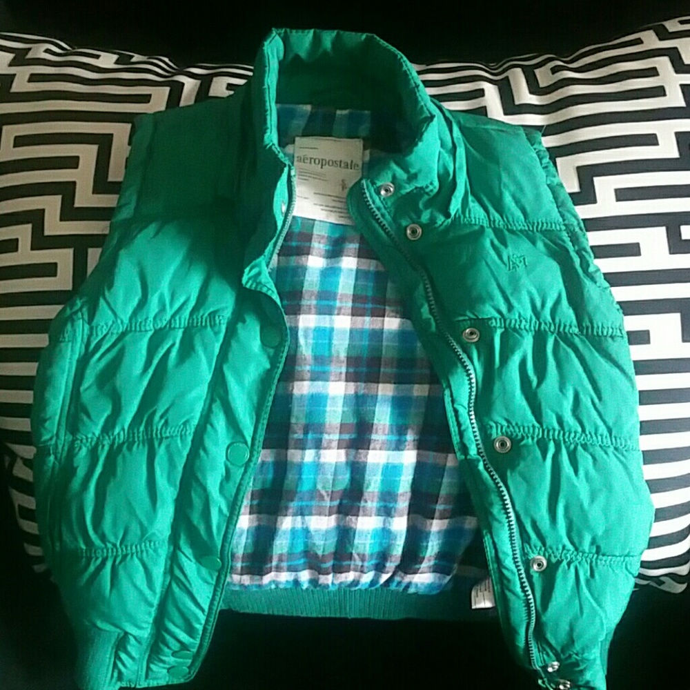 Vest - Picture 3 of 3
