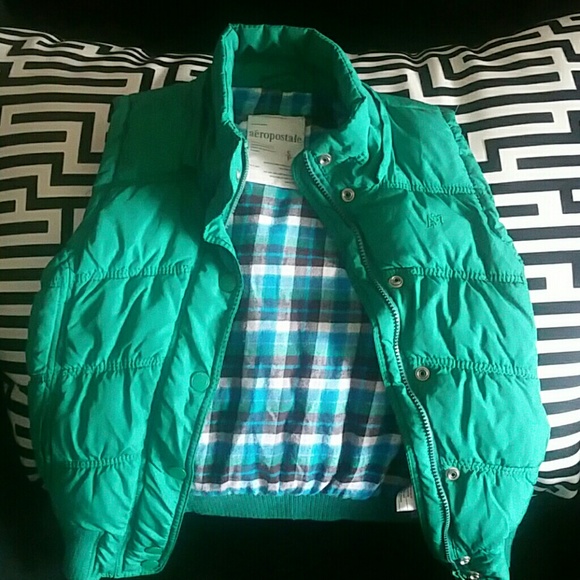 Vest - Picture 3 of 3