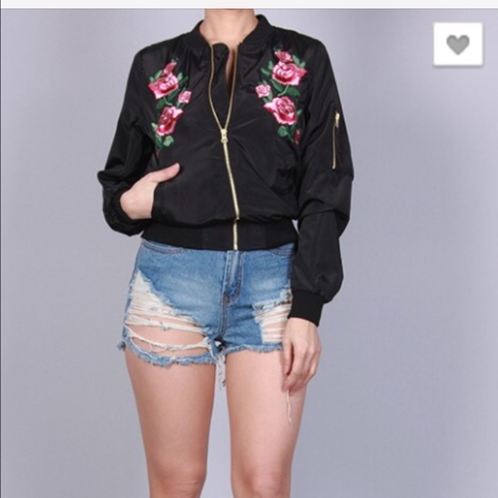BOMBER JACKET