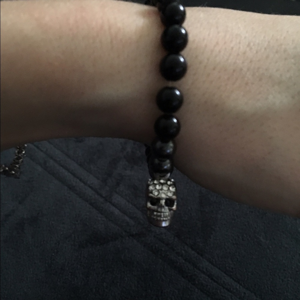 Handmade black & hematite silver skull bracelet