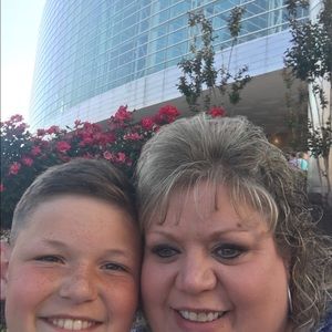 Meet your Posher, Melanie