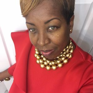 Meet your Posher, Angela