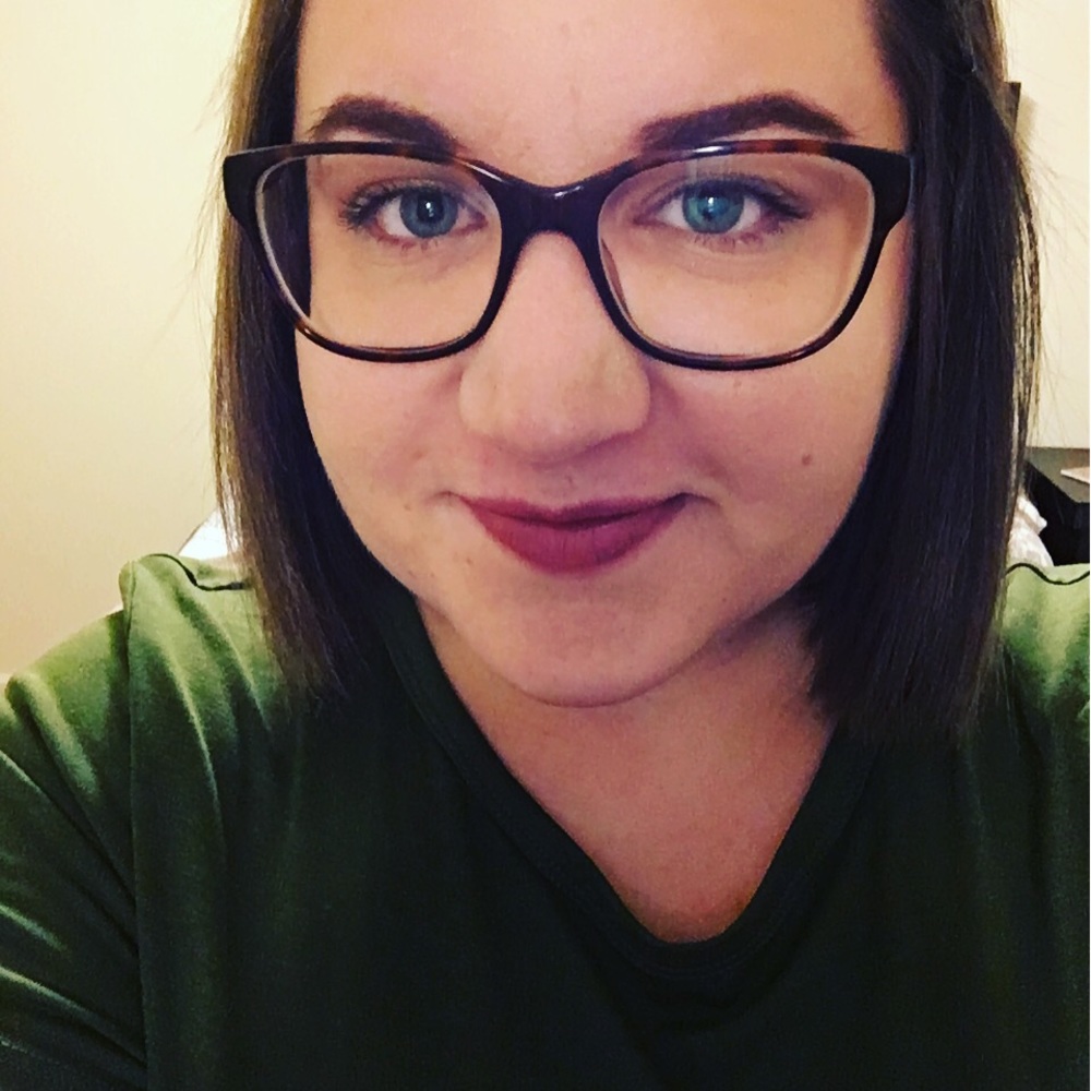 Meet your Posher, Cayla