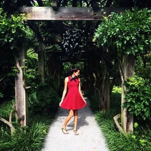 Meet your Posher, Elizabeth