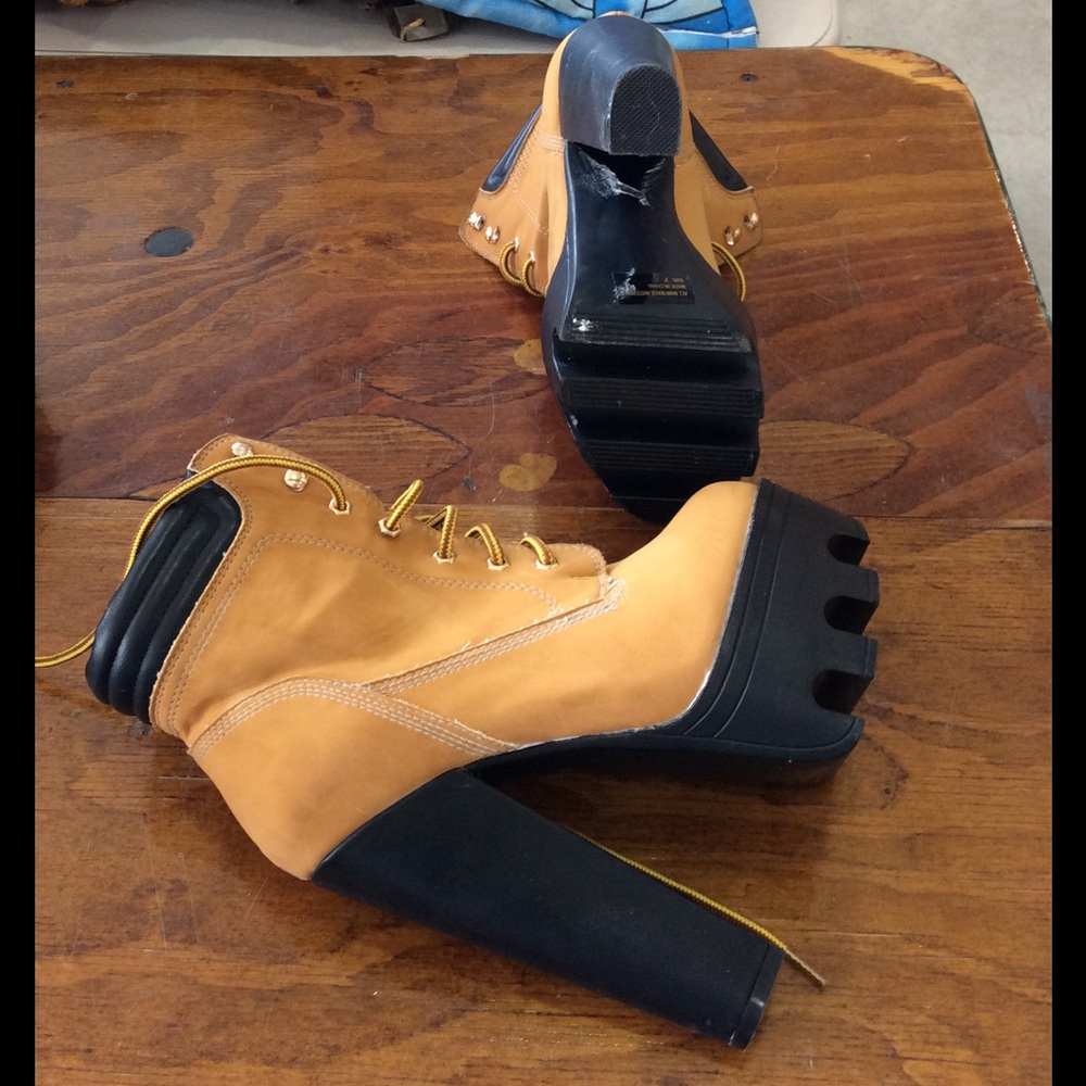 Wedge boot - Picture 4 of 4