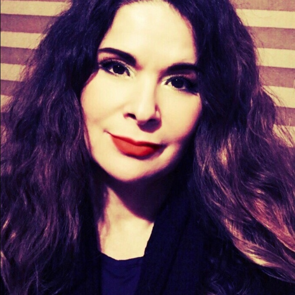 Meet your Posher, Cristina