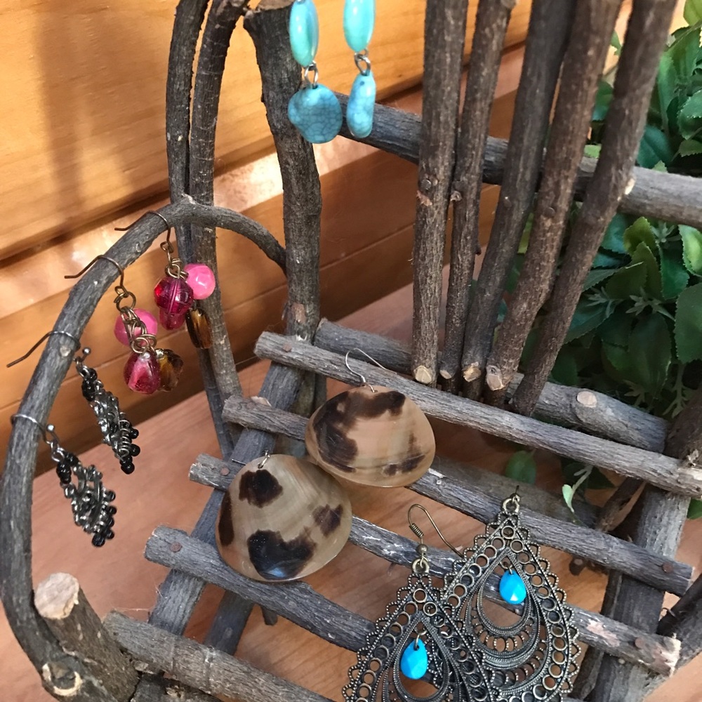 Earring Collection - Picture 2 of 2