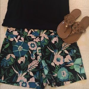 Ann Taylor Loft shorts, NWT, size 6