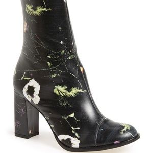 Size 8 Matisse Floral Booties