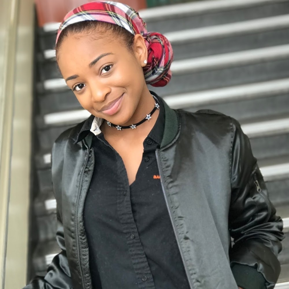 Meet your Posher, Laniya