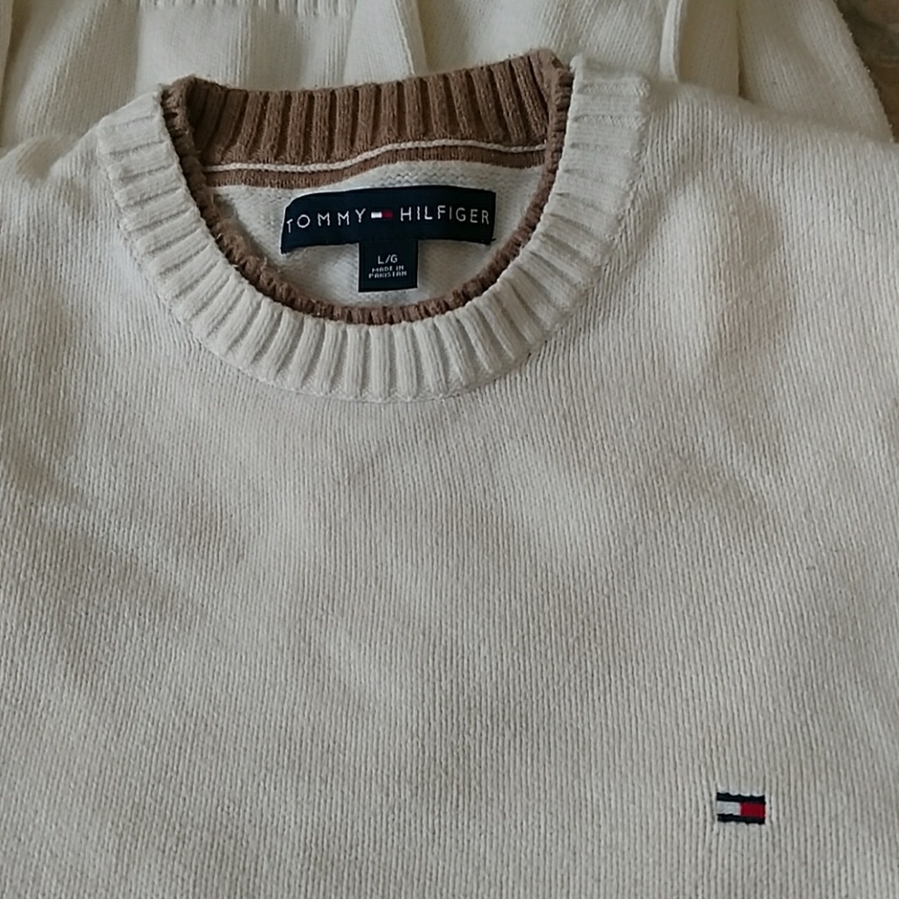 Tommy sweater, men or women.