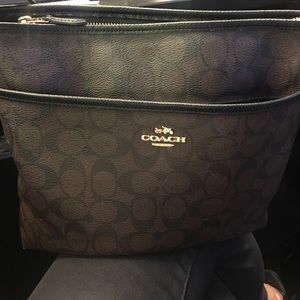 Like new Authentic Coach purse