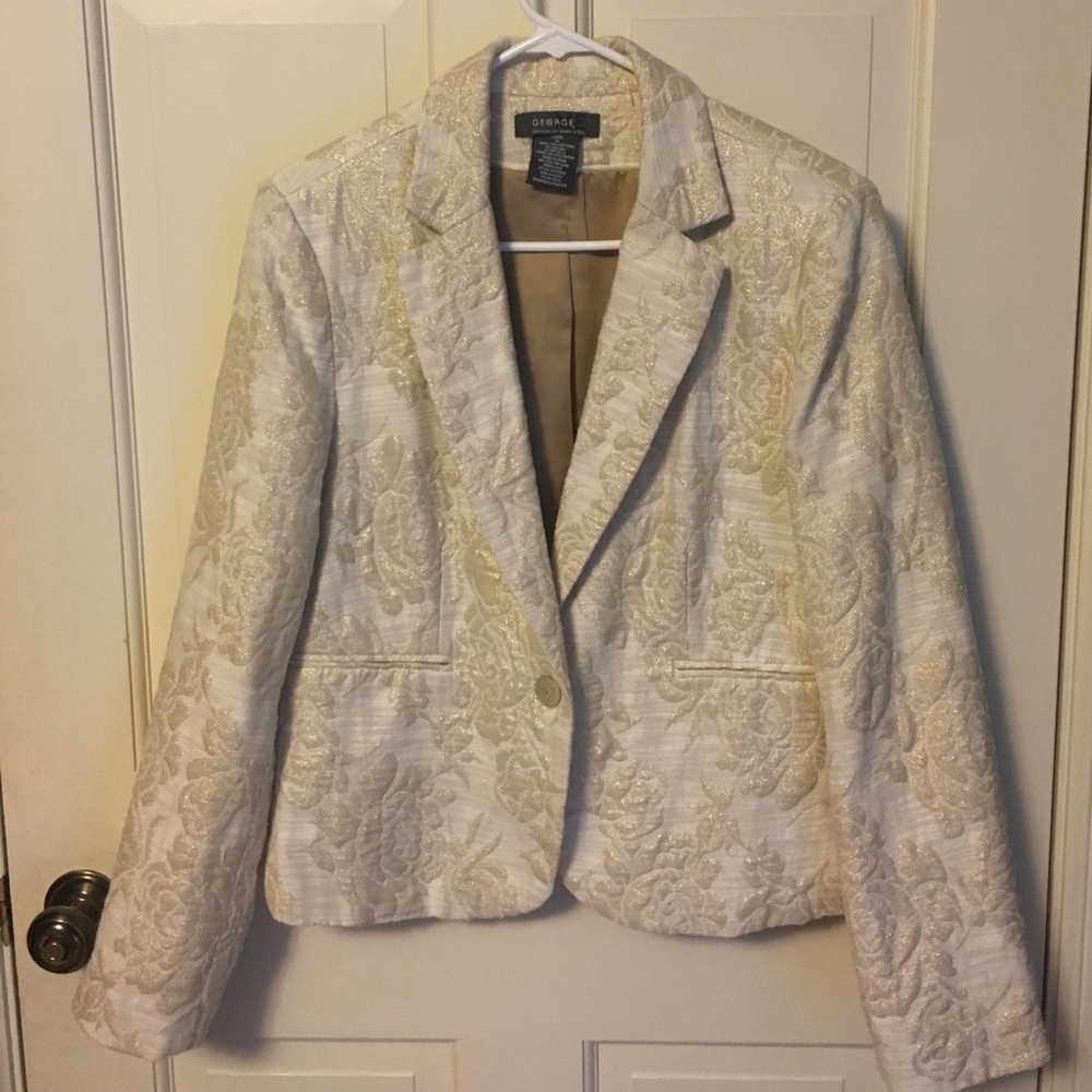 Cream and gold embroidered button close blaze4