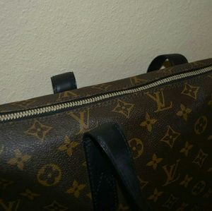Additional pics of LV Monogram Kitan Macassar