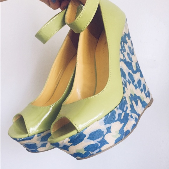 Wedges - Picture 1 of 4