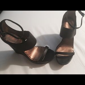 Nine West  Leather Platform Sandal with Wood Heel