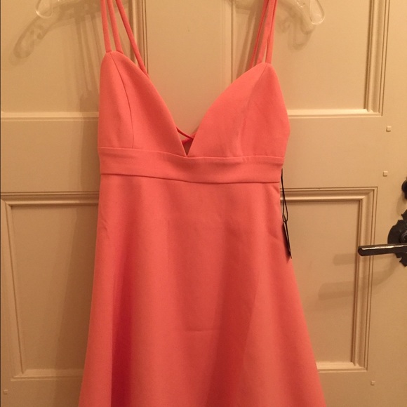 NBD x Naven Light Pink Dress - Picture 3 of 8
