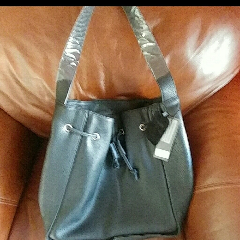 Bucket bag - Picture 4 of 4