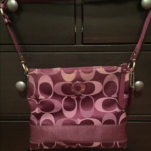 Beautiful cross body coach! Rich purple color!